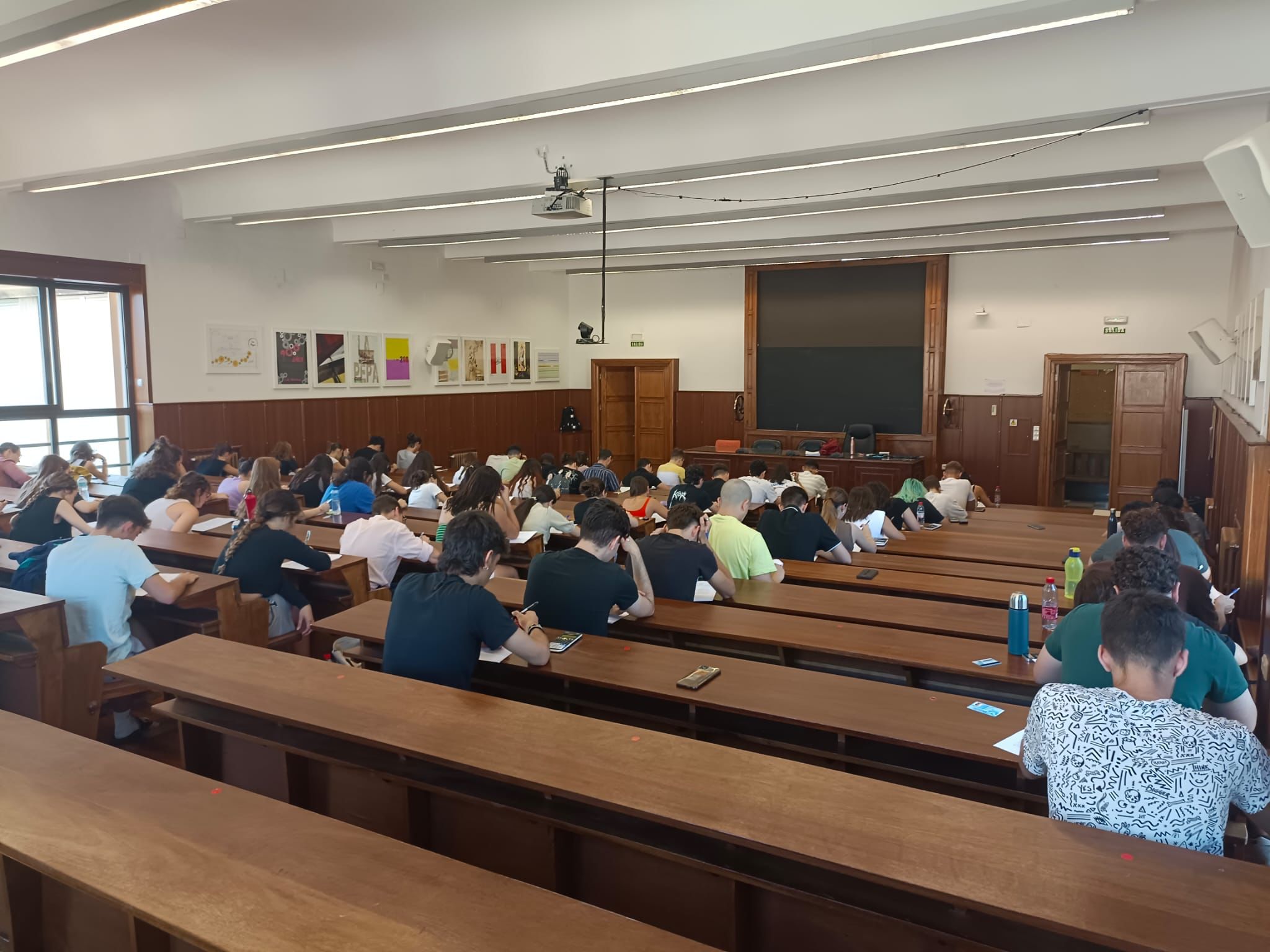 Estudiantes en clase